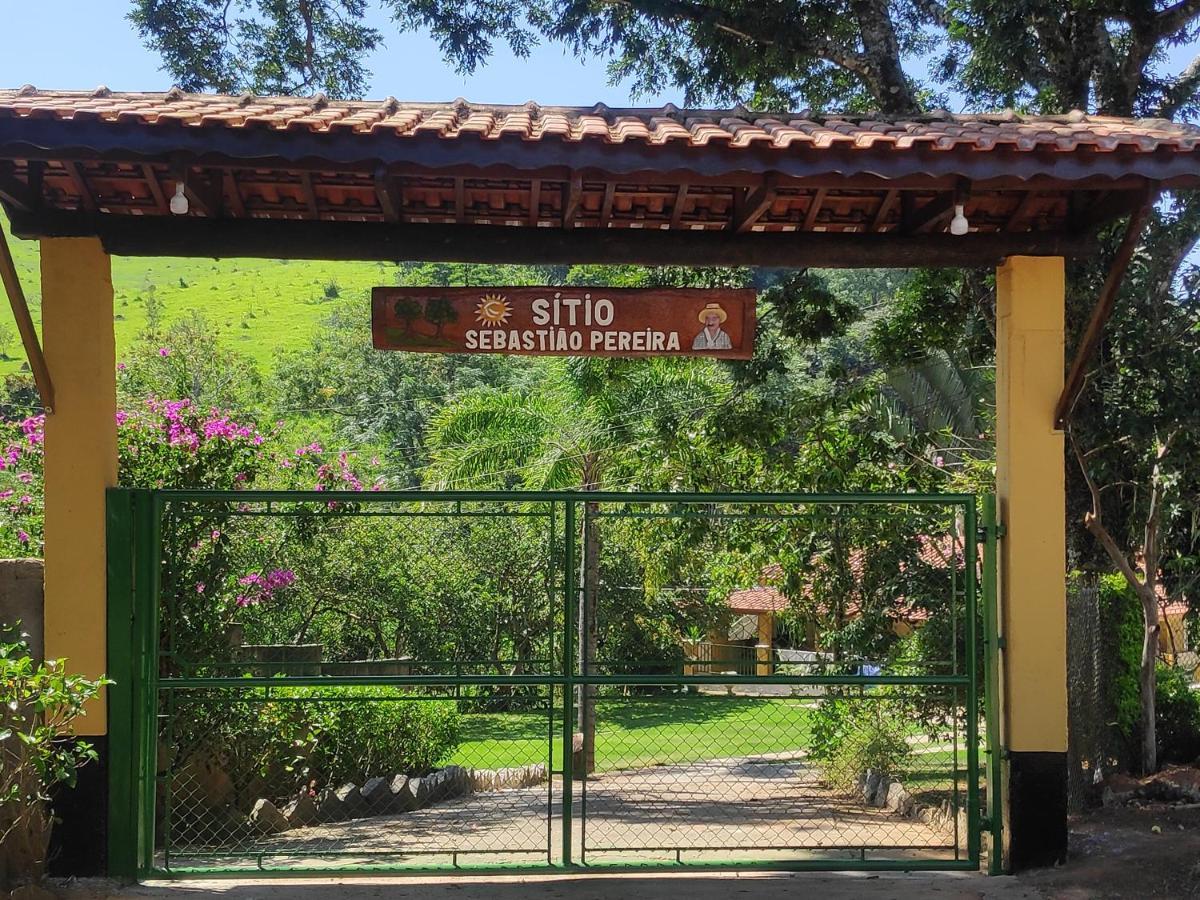 הוילה Jambeiro Sitio Sebastiao Pereira מראה חיצוני תמונה